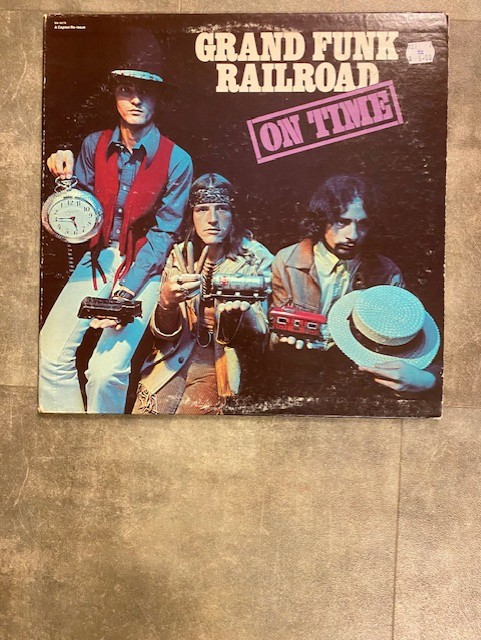 GRAND FUINK - On time