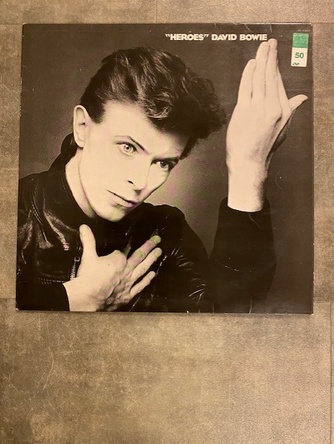 DAVID BOWIE: Heroes