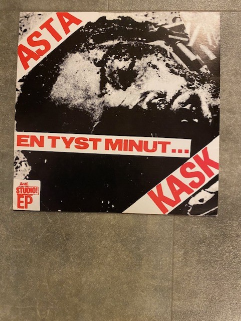 ASTA KASK: 7"  En tyst minut