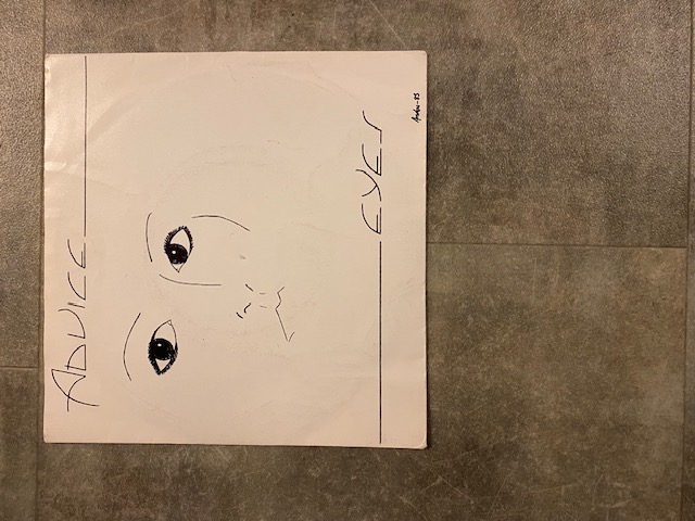 ADVICE: 7"  Eyes / Shadow attack