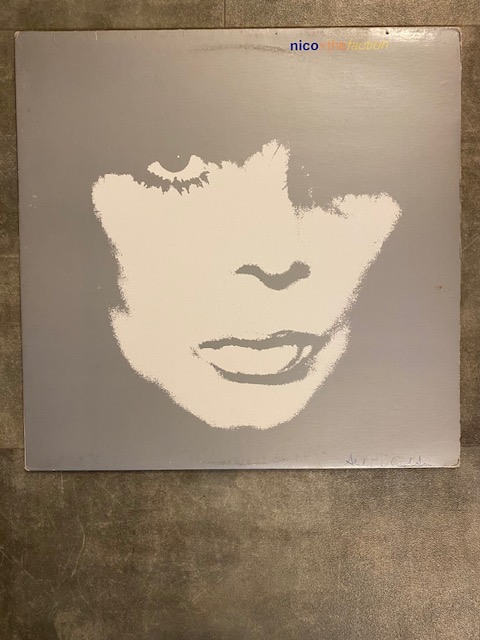 NICO - Camera obscura